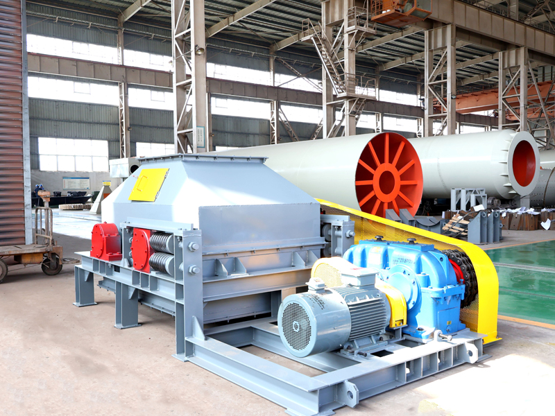 天津水泥院GL1000×900對輥制粒機1.jpg 天津水泥院GL1000×900對輥制粒機1.jpg